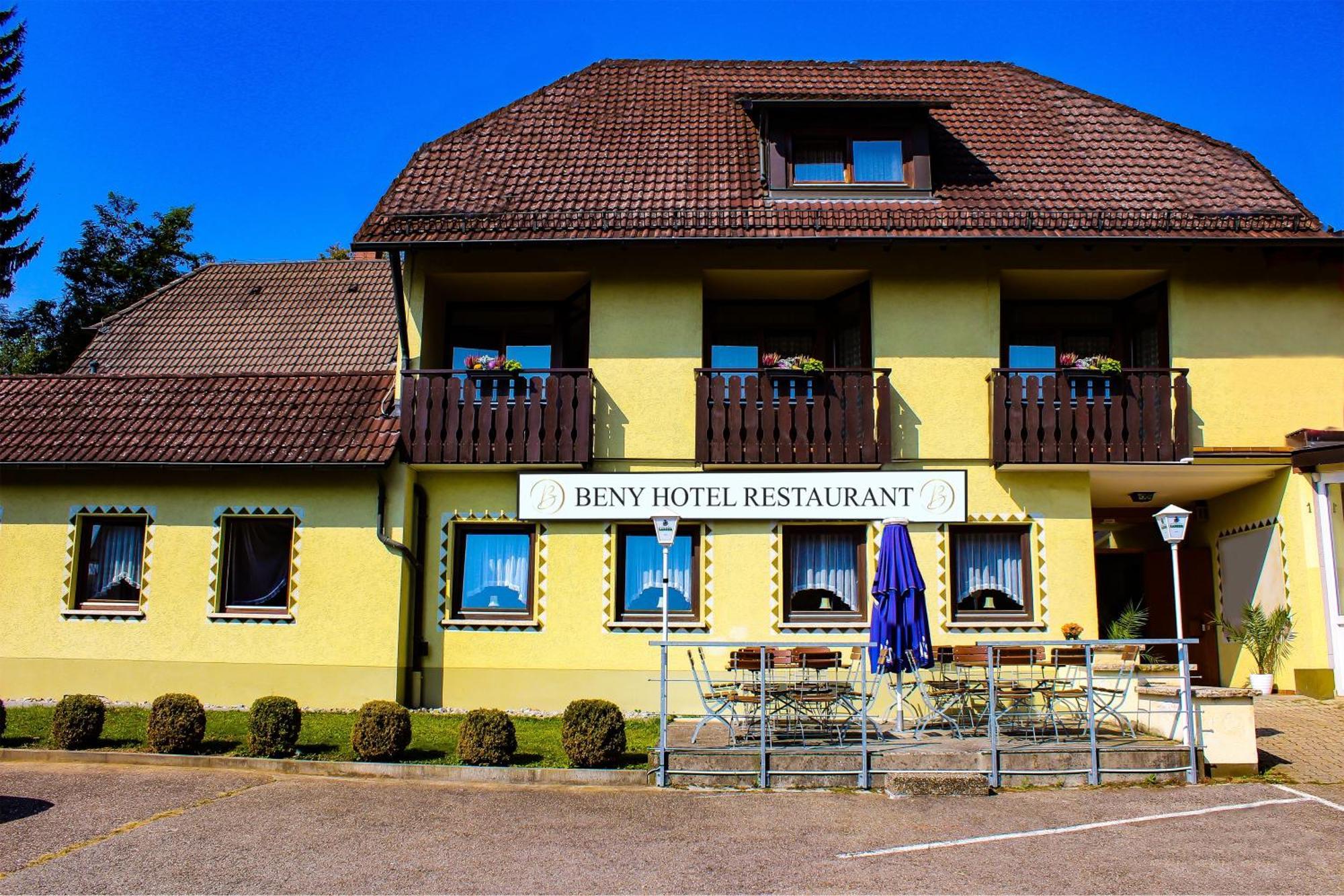 Hertingen Beny Hotel Restaurant מראה חיצוני תמונה
